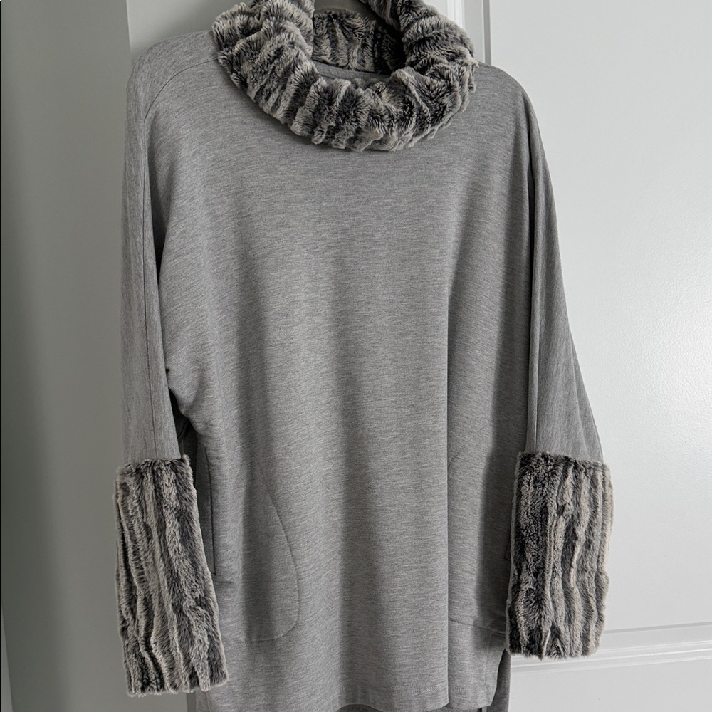 FAUX FUR COWLNECK TUNIC